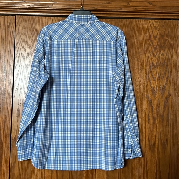 Daniel Cremieux signature collection long sleeve shirt.  Size L - Picture 3 of 4